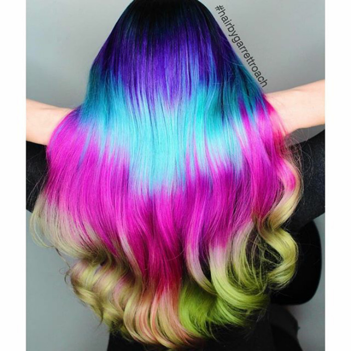 Shine Line Hair Is The Newest Trend Going Viral On Instagram Shine Line Hair Is The Newest Trend Going Viral On Instagram