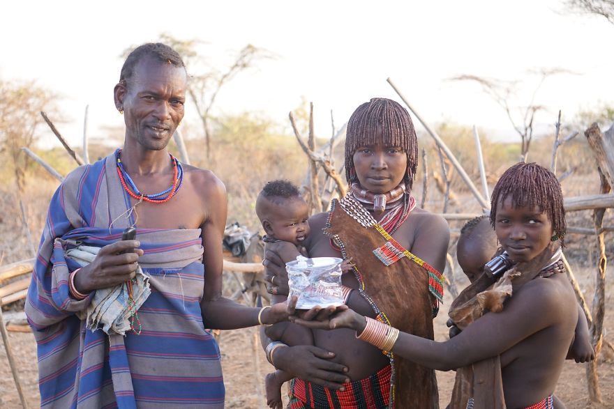 Photo Group Donates Solar Lights To People Living In Darkness