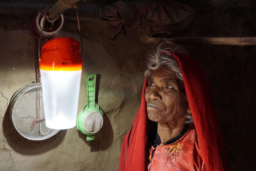 Photo Group Donates Solar Lights To People Living In Darkness
