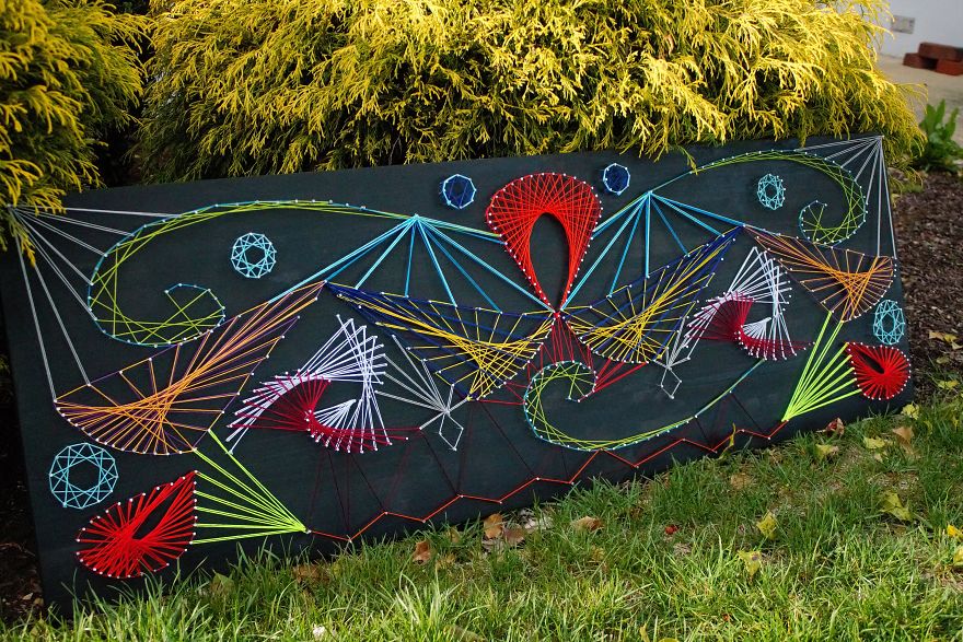 I Tried Abstract Geometrical String Art And The Result Is Slightly Hypnotic I Tried Abstract Geometrical String Art And The Result Is Slightly Hypnotic