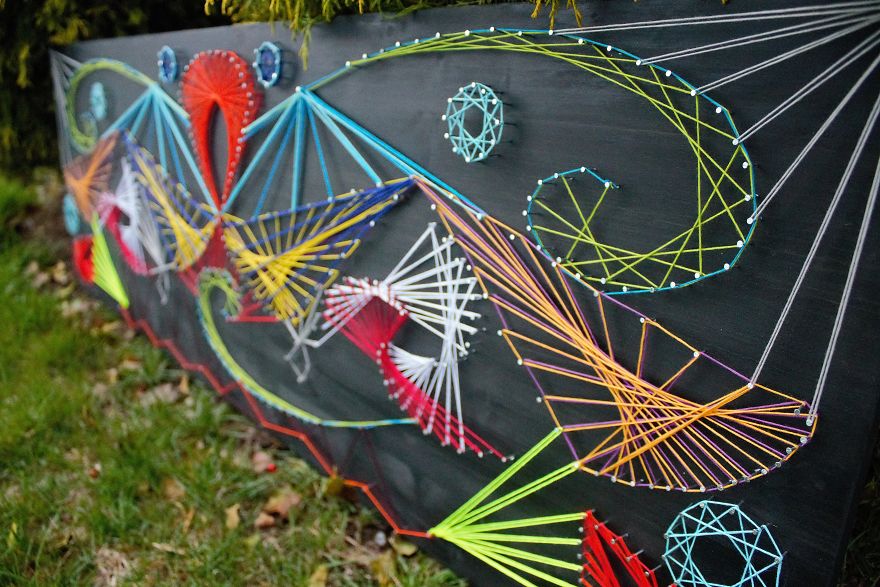 I Tried Abstract Geometrical String Art And The Result Is Slightly Hypnotic I Tried Abstract Geometrical String Art And The Result Is Slightly Hypnotic