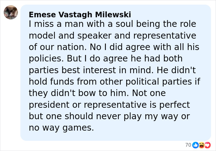Barack Obama Surprises Plane Full Of War Veterans, And Their Emotional Reactions Go Viral Barack Obama Surprises Plane Full Of War Veterans, And Their Emotional Reactions Go Viral