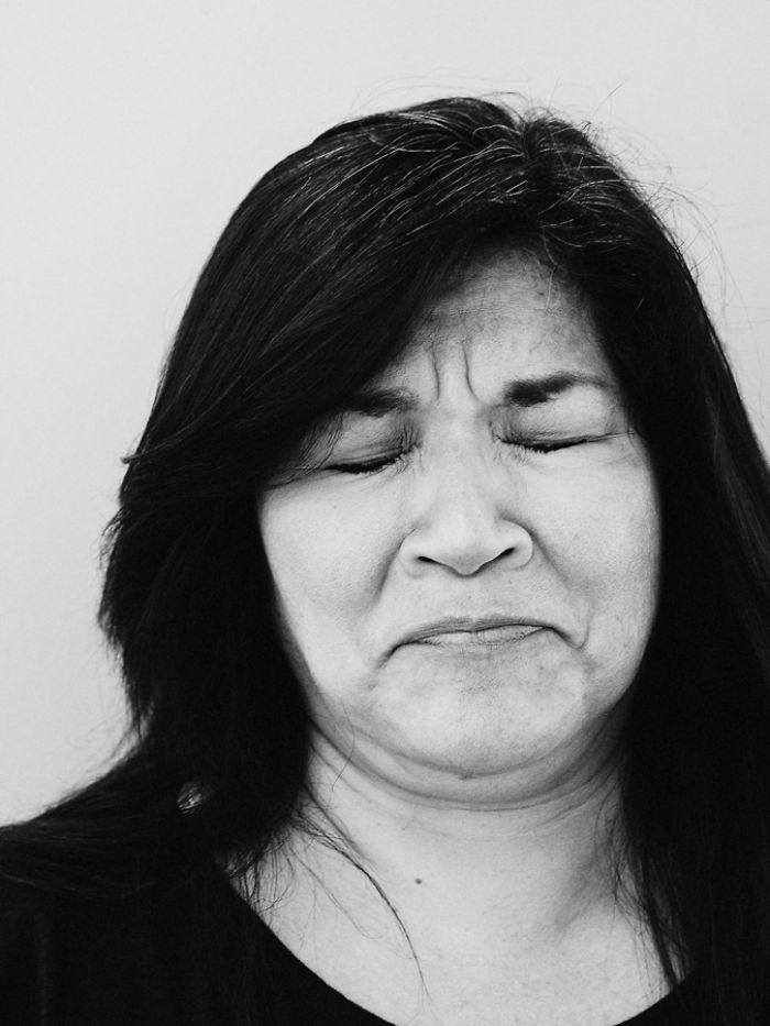 Los Enchilados &#8211; I Captured Close Portraits Of People After Eating Habanero Peppers