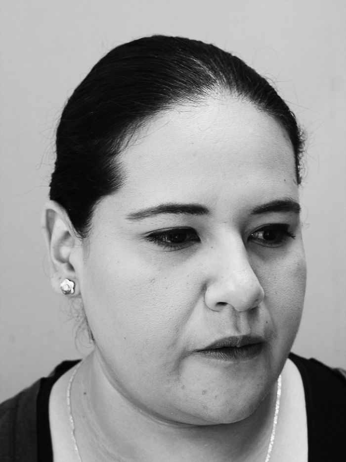 Los Enchilados &#8211; I Captured Close Portraits Of People After Eating Habanero Peppers