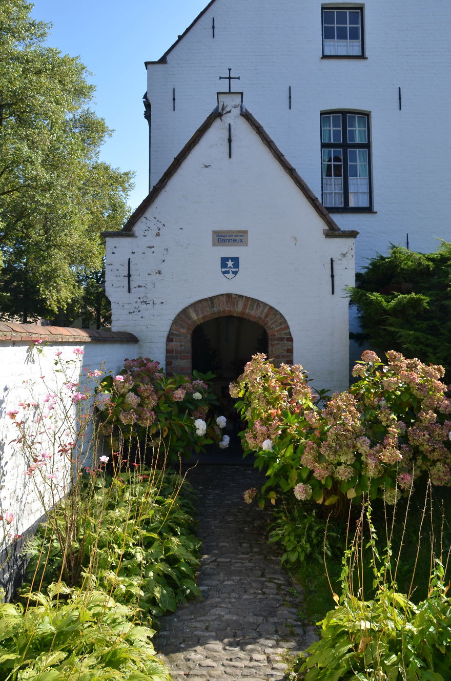 Sightseeing Of Beguinages Homes Of The Closed Beguines Community Sightseeing Of Beguinages Homes Of The Closed Beguines Community