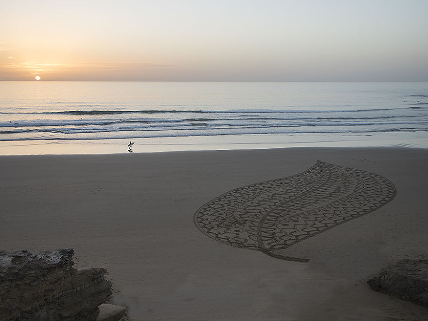 I Create Beach Art Inspired By Arabic Designs And Patterns I Create Beach Art Inspired By Arabic Designs And Patterns