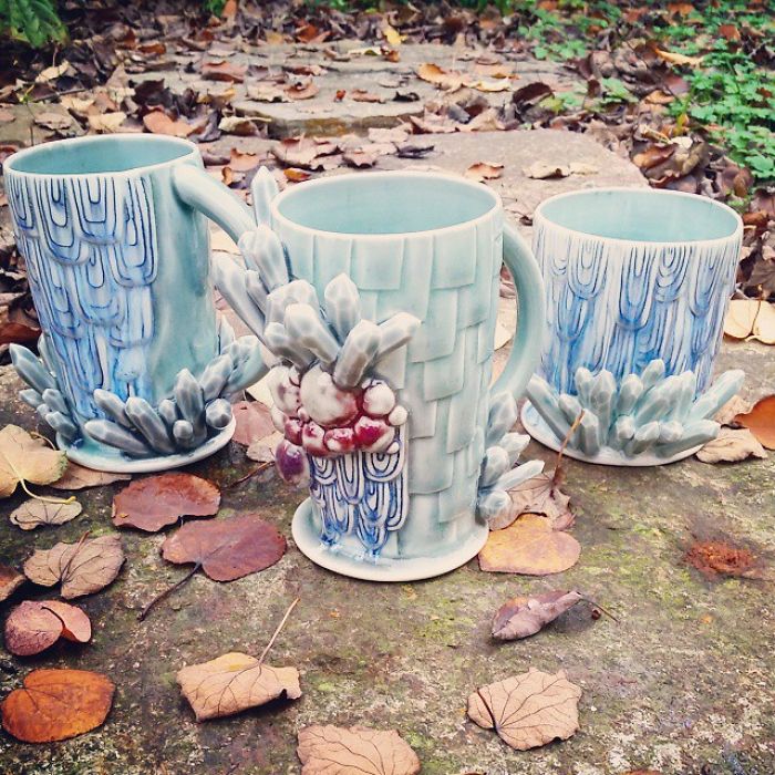 Self-Taught Artist Makes Dazzling Coffee Mugs Which Belong In Art Galleries Self-Taught Artist Makes Dazzling Coffee Mugs Which Belong In Art Galleries