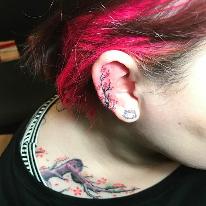 Helix Tattoo Trend Is Taking Over Instagram, And These 51 Pics Will Make You Want To Get One Too Helix Tattoo Trend Is Taking Over Instagram, And These 51 Pics Will Make You Want To Get One Too