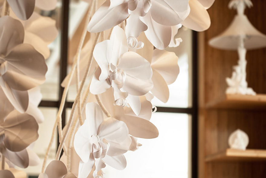 This Giant 7ft Long Orchid Chandelier Is Handmade Out Of Paper This Giant 7ft Long Orchid Chandelier Is Handmade Out Of Paper
