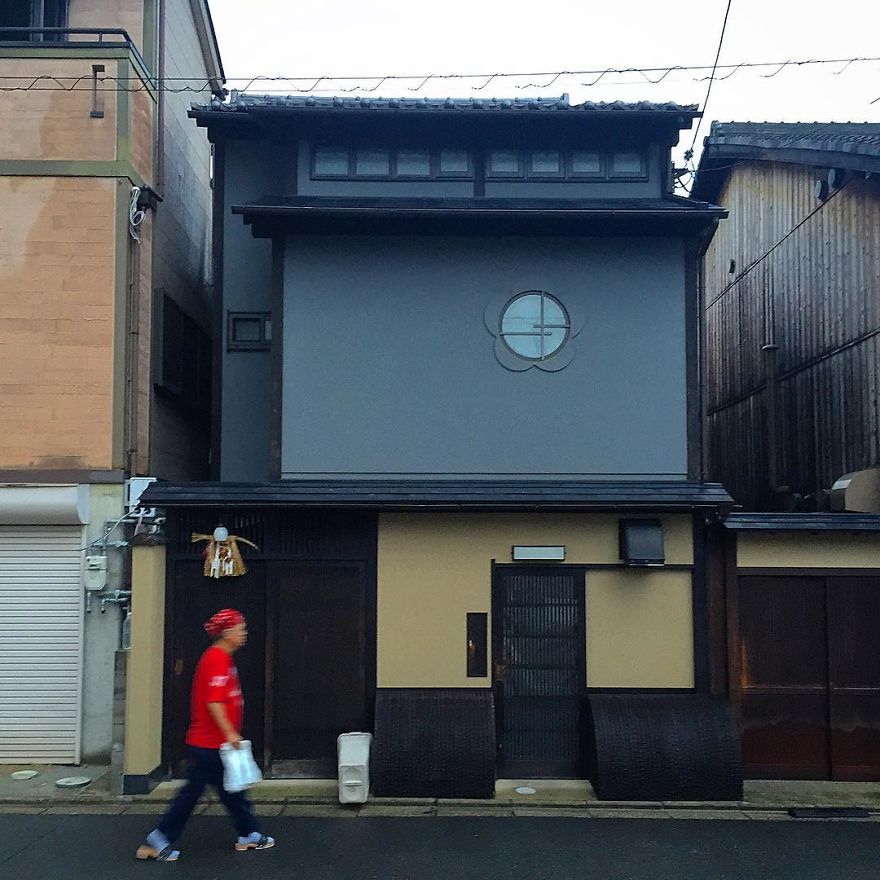 Photographer Captures Small Yet Utterly Delightful Buildings In Kyoto, Japan Photographer Captures Small Yet Utterly Delightful Buildings In Kyoto, Japan
