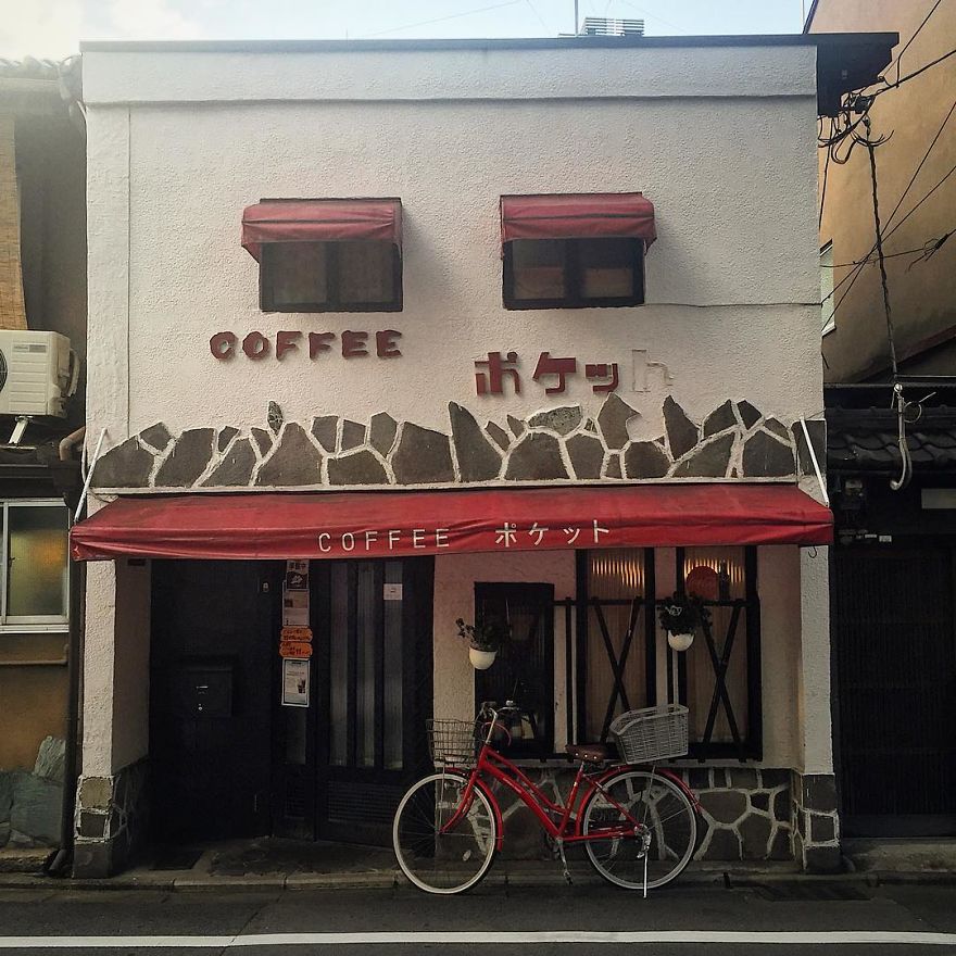 Photographer Captures Small Yet Utterly Delightful Buildings In Kyoto, Japan Photographer Captures Small Yet Utterly Delightful Buildings In Kyoto, Japan