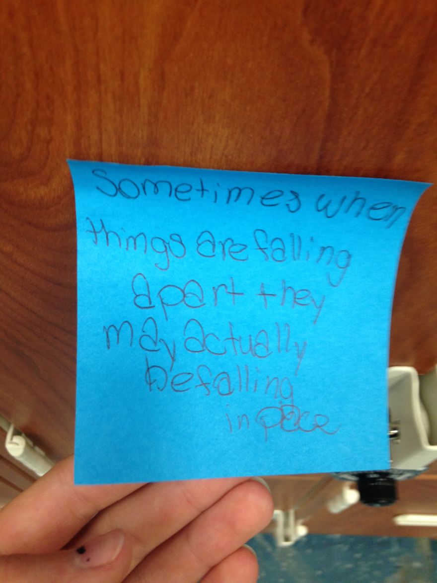 Students In My School Covered It’s Lockers With Supportive Post-It Notes After 12th Grader Committed Suicide Students In My School Covered It’s Lockers With Supportive Post-It Notes After 12th Grader Committed Suicide