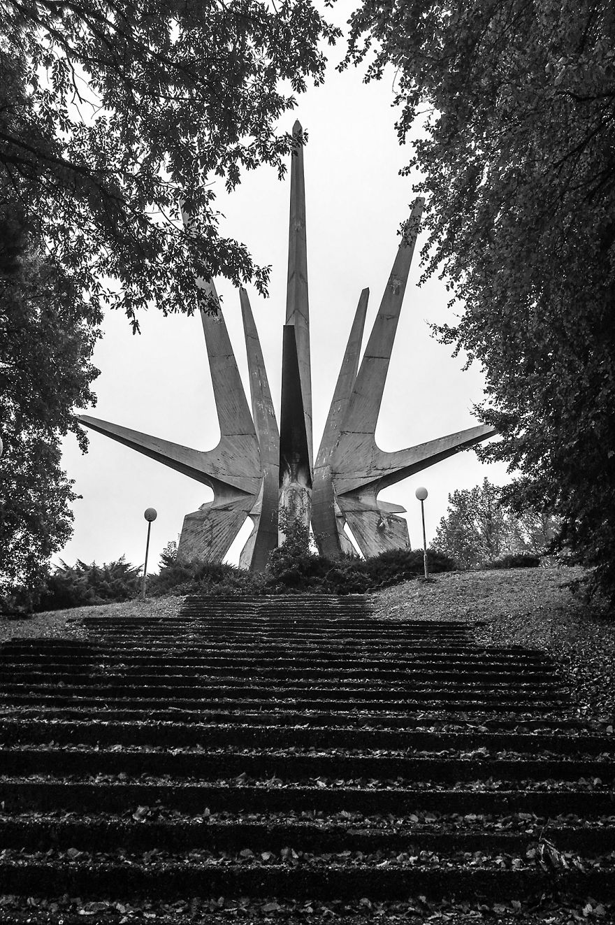 Showcasing Modernist And Brutalist Architecture Of Belgrade, Serbia