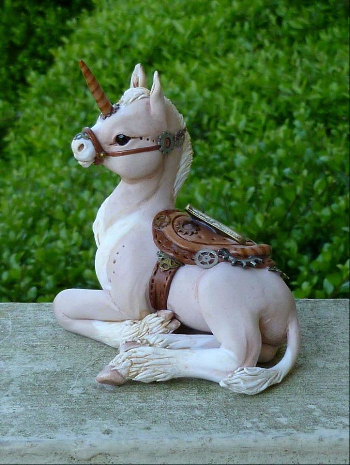 I Left My Corporate Job To Make Mystical Polymer Clay Creatures, And Here Are My Works