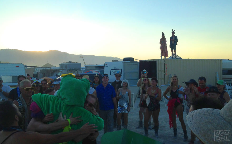 A Glimpse Into Burning Man A Glimpse Into Burning Man