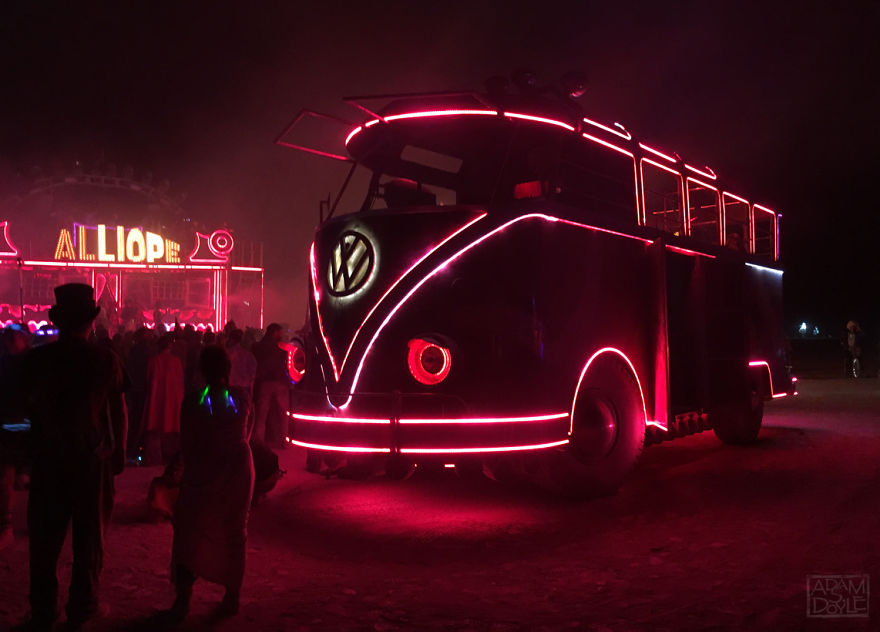 A Glimpse Into Burning Man A Glimpse Into Burning Man