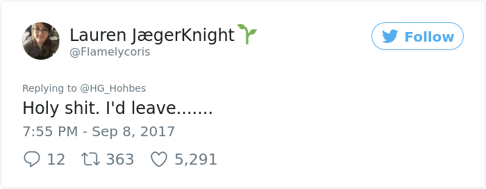 Guy Arrives First At &#8220;It&#8221; Screening, But There&#8217;s A Terrifying Clown In The Movie Theater Already