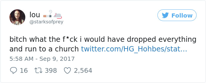 Guy Arrives First At &#8220;It&#8221; Screening, But There&#8217;s A Terrifying Clown In The Movie Theater Already