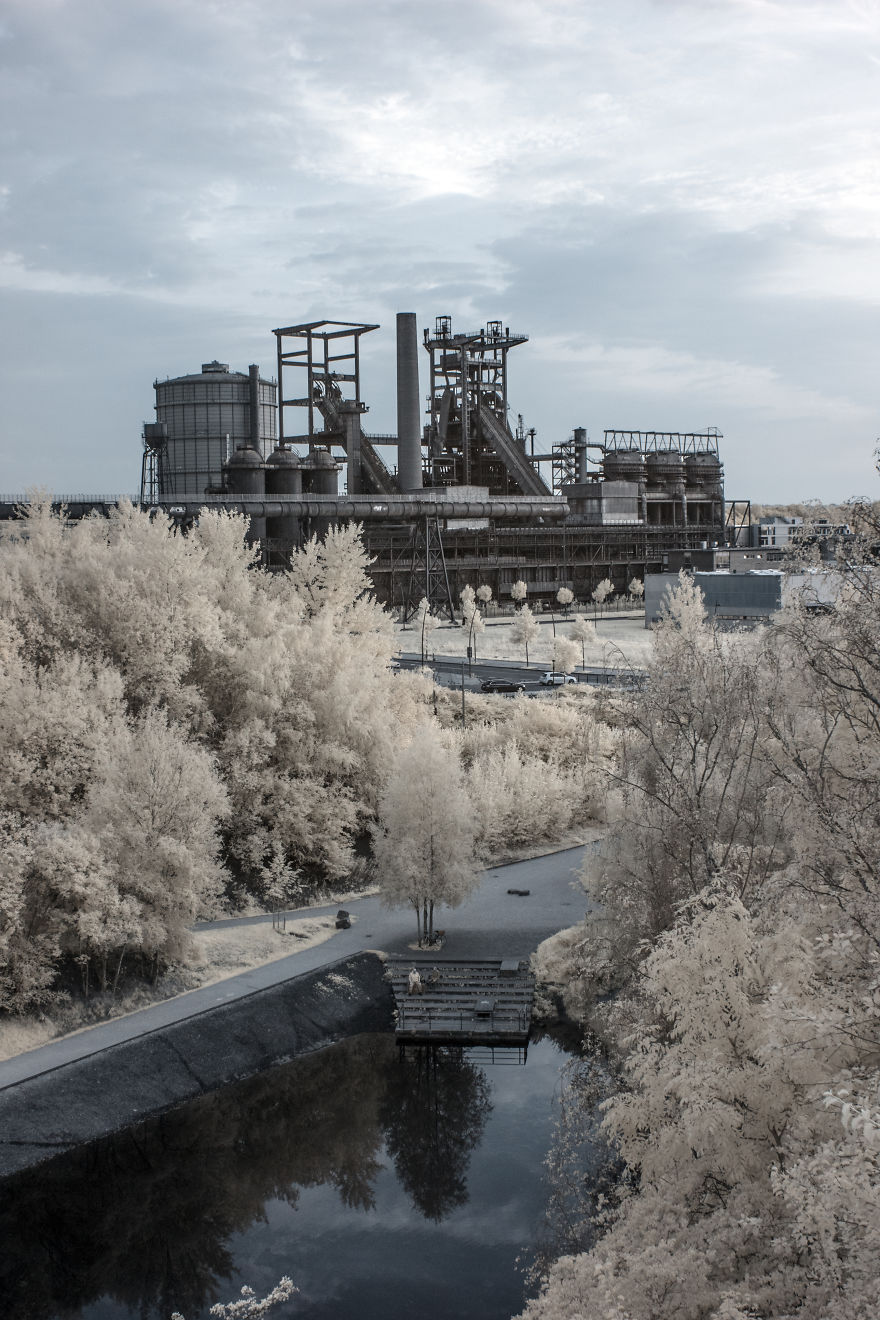 I Travel Around The Ruhr Area In Germany To Capture The Beauty Of Industrial Heritages In Infrared I Travel Around The Ruhr Area In Germany To Capture The Beauty Of Industrial Heritages In Infrared