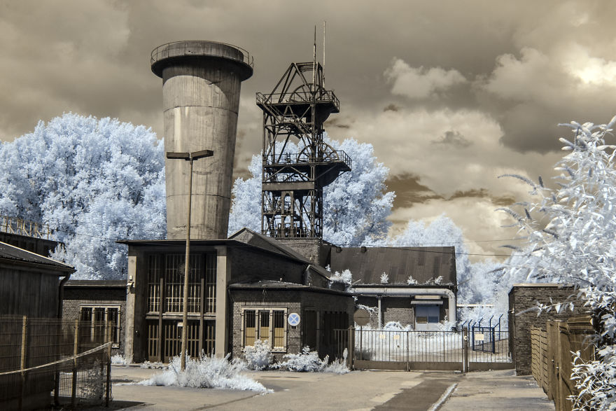 I Travel Around The Ruhr Area In Germany To Capture The Beauty Of Industrial Heritages In Infrared I Travel Around The Ruhr Area In Germany To Capture The Beauty Of Industrial Heritages In Infrared