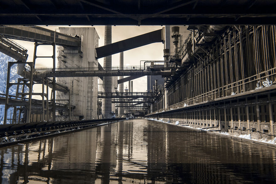 I Travel Around The Ruhr Area In Germany To Capture The Beauty Of Industrial Heritages In Infrared I Travel Around The Ruhr Area In Germany To Capture The Beauty Of Industrial Heritages In Infrared