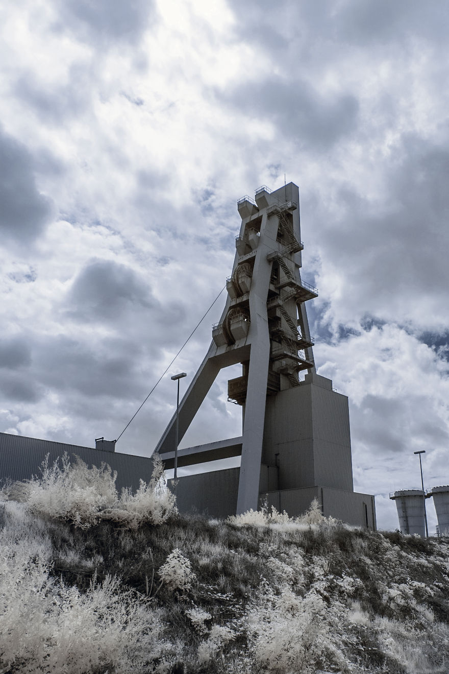 I Travel Around The Ruhr Area In Germany To Capture The Beauty Of Industrial Heritages In Infrared I Travel Around The Ruhr Area In Germany To Capture The Beauty Of Industrial Heritages In Infrared