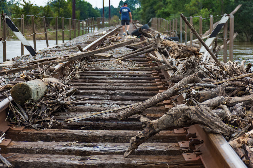 I Documented The Aftermath Of The Hurricane Harvey In North Houston (UPDATE)