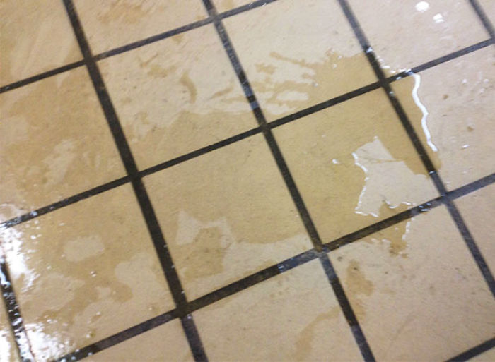 81 Accidental Spills That Will Make You Look Twice 81 Accidental Spills That Will Make You Look Twice
