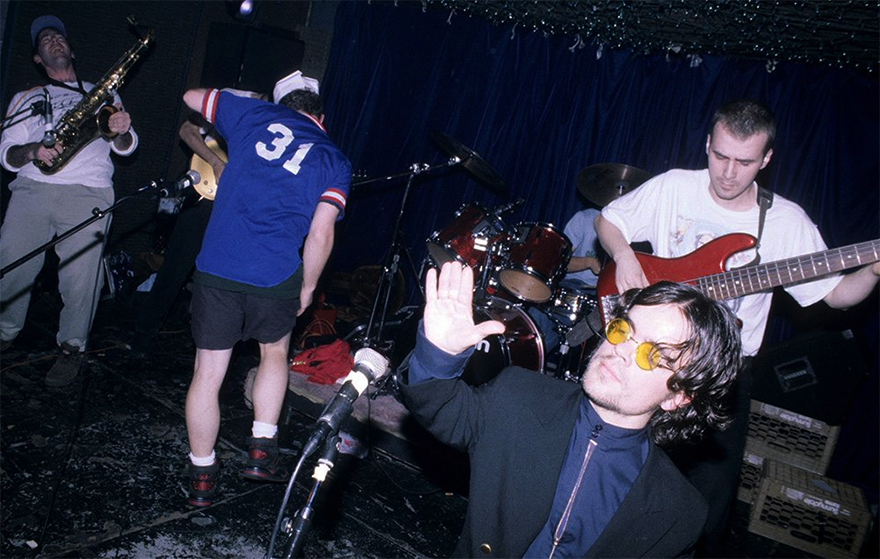9 Rare Photos Of Peter Dinklage Reveal His Unseen Side During His Punk Rock Band Days