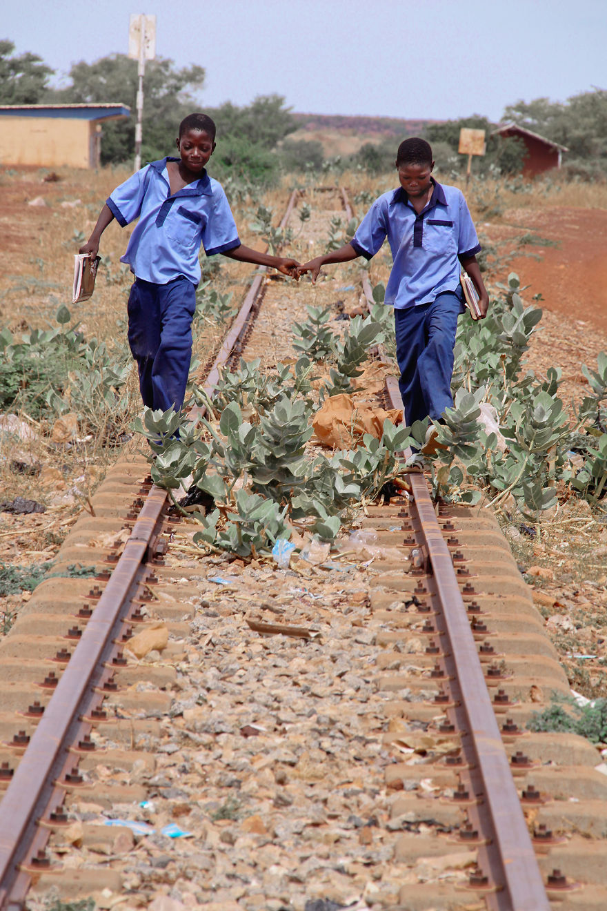 It Takes Two: I Document The Connection Of Two People During My 10 Years Of Travels