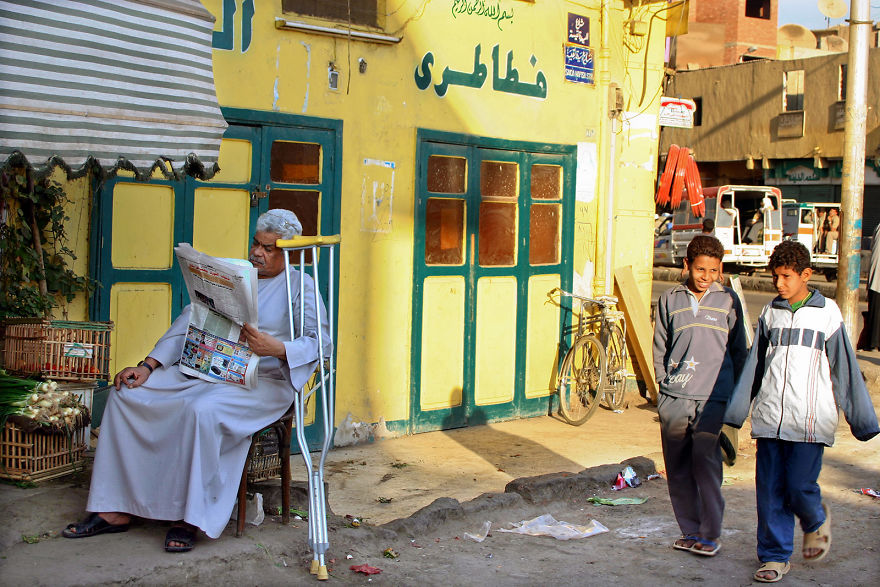 It Takes Two: I Document The Connection Of Two People During My 10 Years Of Travels