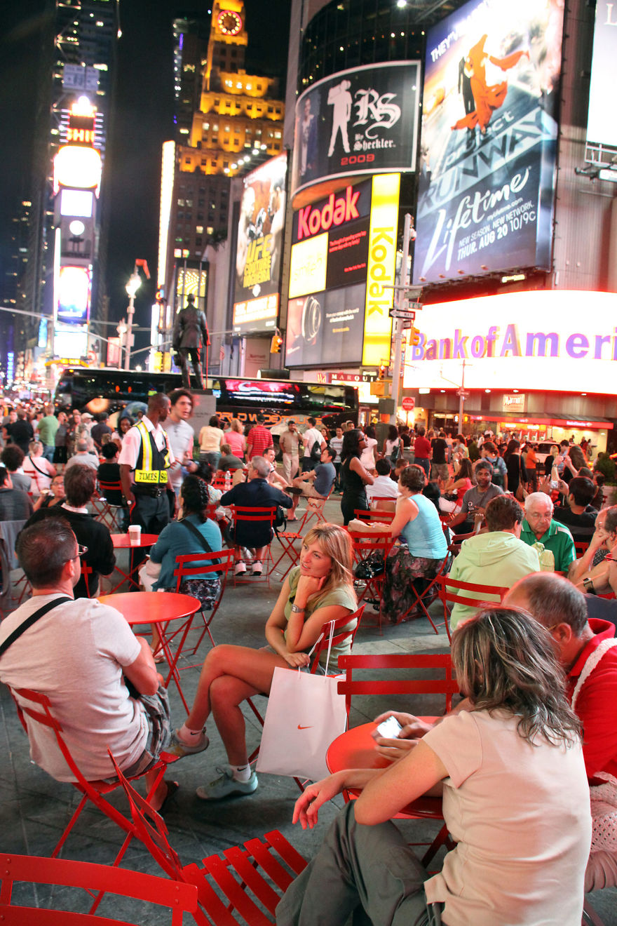 It Takes Two: I Document The Connection Of Two People During My 10 Years Of Travels