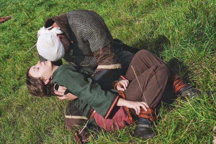 I Pretend To Be Dead In Public Places