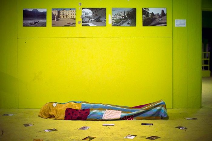 I Pretend To Be Dead In Public Places