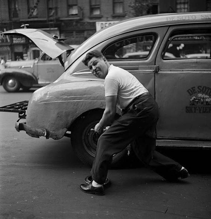 17-Year-Old Stanley Kubrick&#8217;s Photos Of 1940s New York Prove That He Was Born Genius