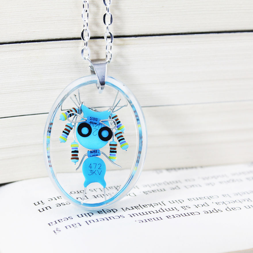 I Turned Electronic Components Into Tiny And Biggie Robots I Turned Electronic Components Into Tiny And Biggie Robots