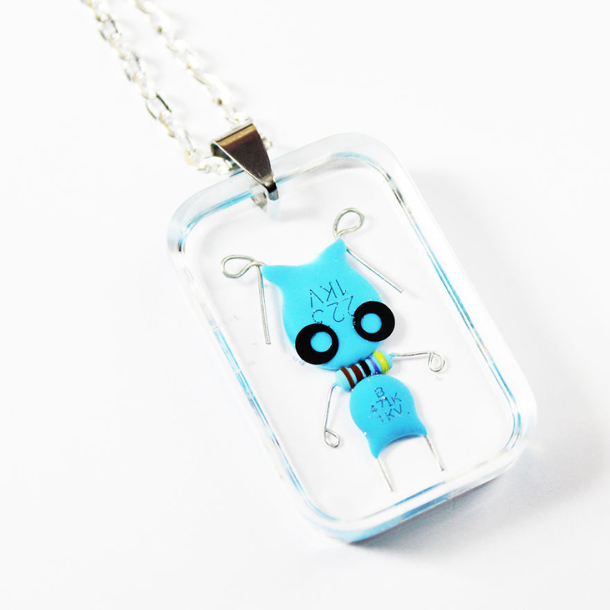 I Turned Electronic Components Into Tiny And Biggie Robots I Turned Electronic Components Into Tiny And Biggie Robots