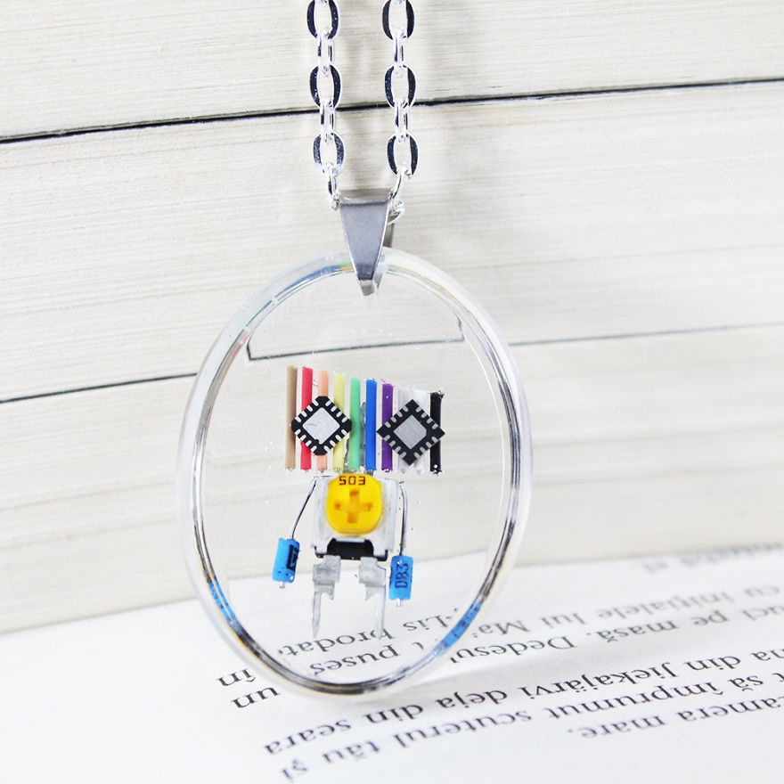 I Turned Electronic Components Into Tiny And Biggie Robots I Turned Electronic Components Into Tiny And Biggie Robots