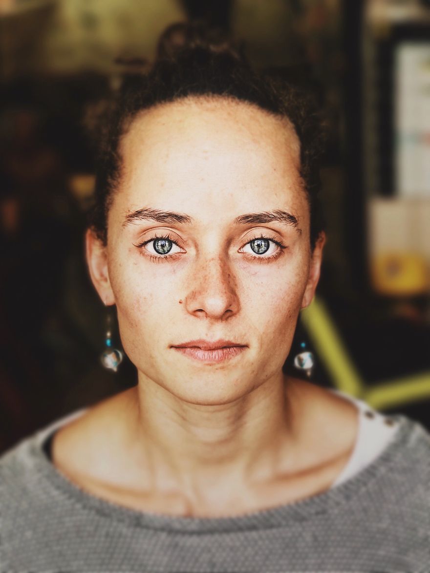 This Guy Used A McDonald’s Box And iPhone To Take These Portraits, And The Results Will Surprise You This Guy Used A McDonald’s Box And iPhone To Take These Portraits, And The Results Will Surprise You