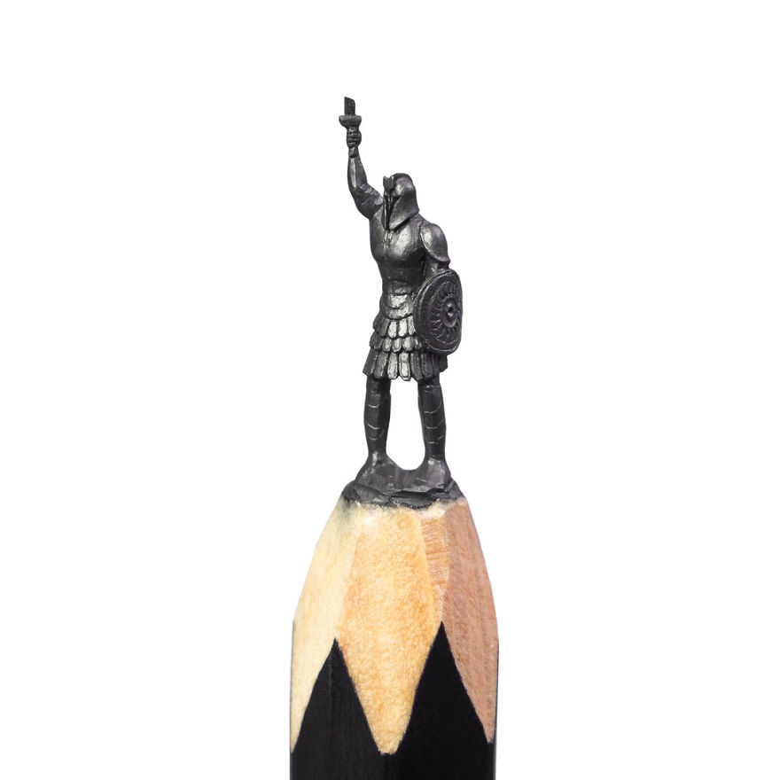 I Turn Pencil Lead Into Miniature Game of Thrones Sculptures I Turn Pencil Lead Into Miniature Game of Thrones Sculptures