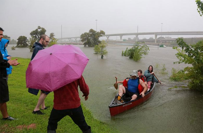 93 Powerful Photos From Hurricane Harvey That Show The Devastating Power Of Nature 93 Powerful Photos From Hurricane Harvey That Show The Devastating Power Of Nature