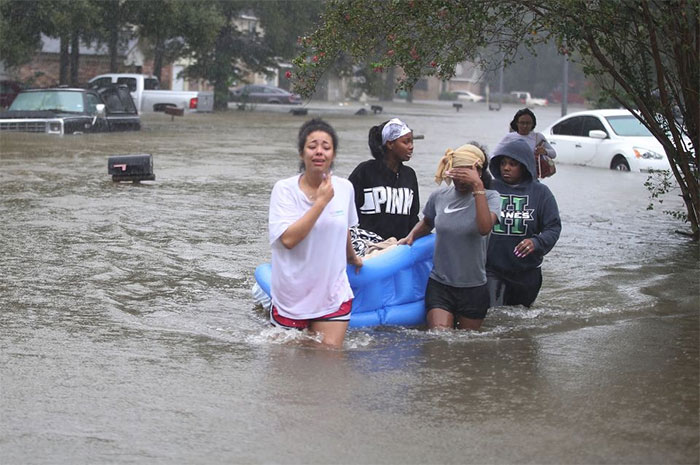 93 Powerful Photos From Hurricane Harvey That Show The Devastating Power Of Nature 93 Powerful Photos From Hurricane Harvey That Show The Devastating Power Of Nature