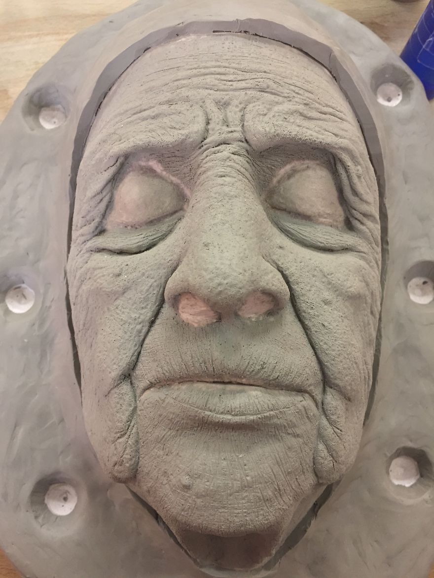 Makeup Student Creates Realistic Old Age Prosthetic Makeup Student Creates Realistic Old Age Prosthetic