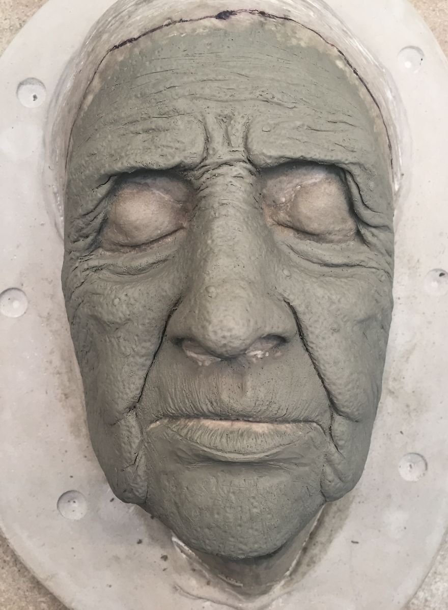 Makeup Student Creates Realistic Old Age Prosthetic Makeup Student Creates Realistic Old Age Prosthetic