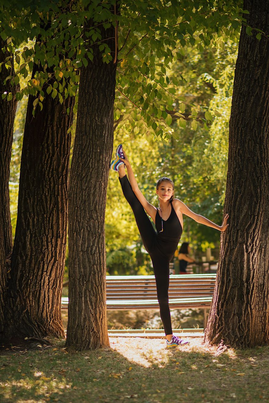 Little Ballerina Says Goodbye To Bucharest With One Last Urban Shooting Little Ballerina Says Goodbye To Bucharest With One Last Urban Shooting