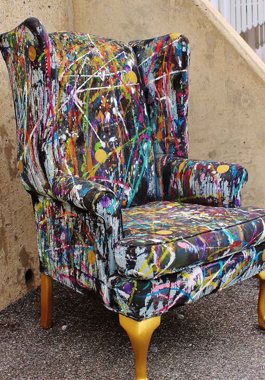 I Threw Buckets Of Paint On An Old Chair. Here’s What Happened I Threw Buckets Of Paint On An Old Chair. Here’s What Happened