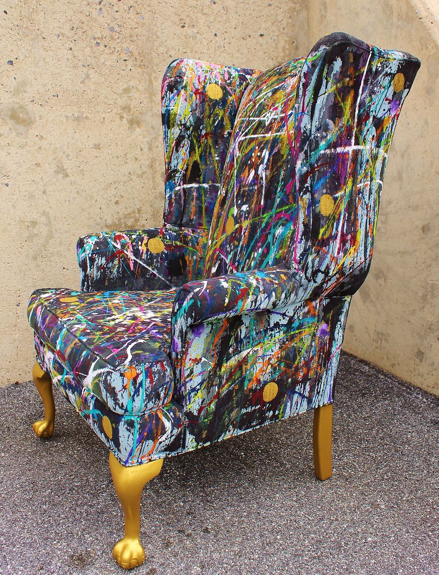 I Threw Buckets Of Paint On An Old Chair. Here’s What Happened I Threw Buckets Of Paint On An Old Chair. Here’s What Happened