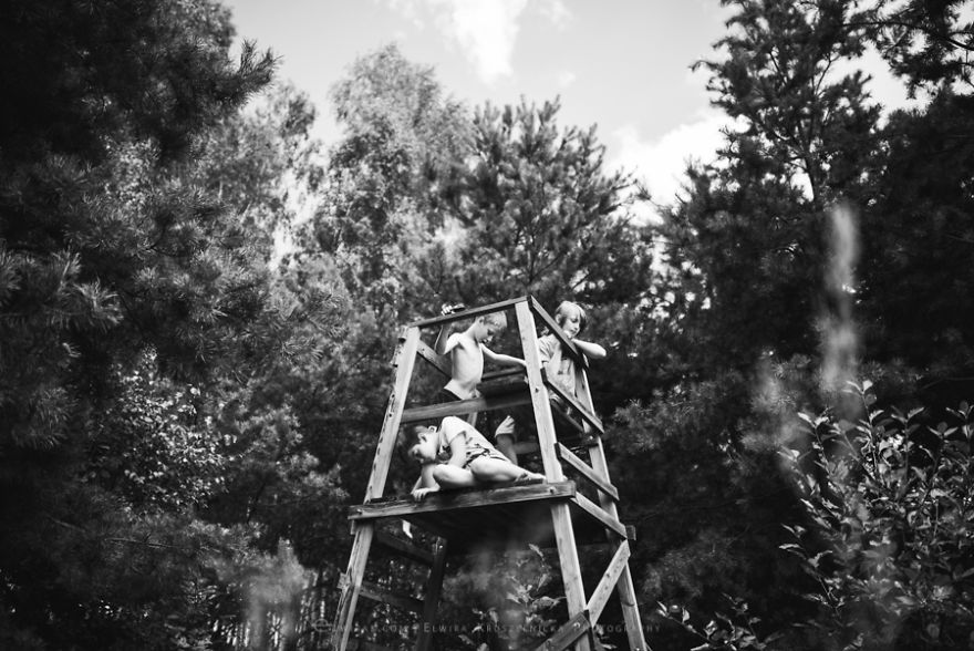 I Photograph Children Enjoying Careless Summers Spent Without Technology