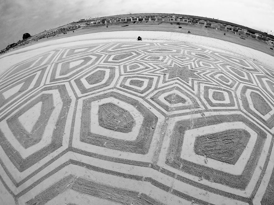 I’ve Been Drawing On Beaches Since Childhood, And I Still Do I’ve Been Drawing On Beaches Since Childhood, And I Still Do