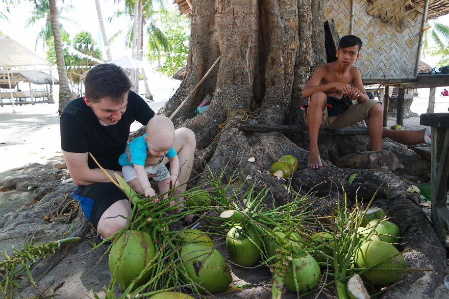 We Moved To The Philippines With 4-Months-Old Twins For Half A Year And Travelled Around Asia We Moved To The Philippines With 4-Months-Old Twins For Half A Year And Travelled Around Asia